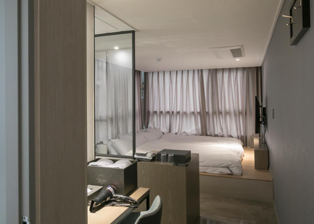 Hotel Wolmido Инчон Екстериор снимка