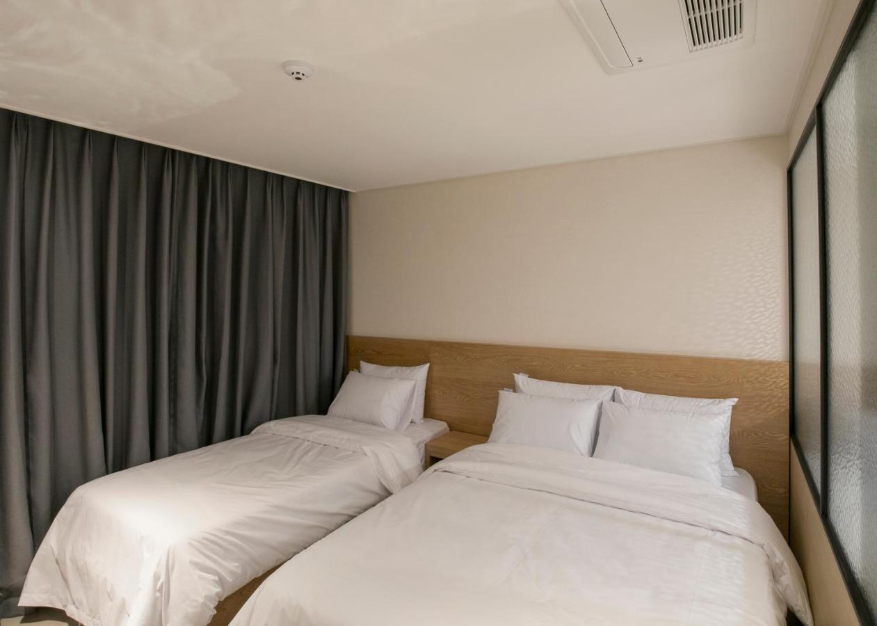 Hotel Wolmido Инчон Екстериор снимка