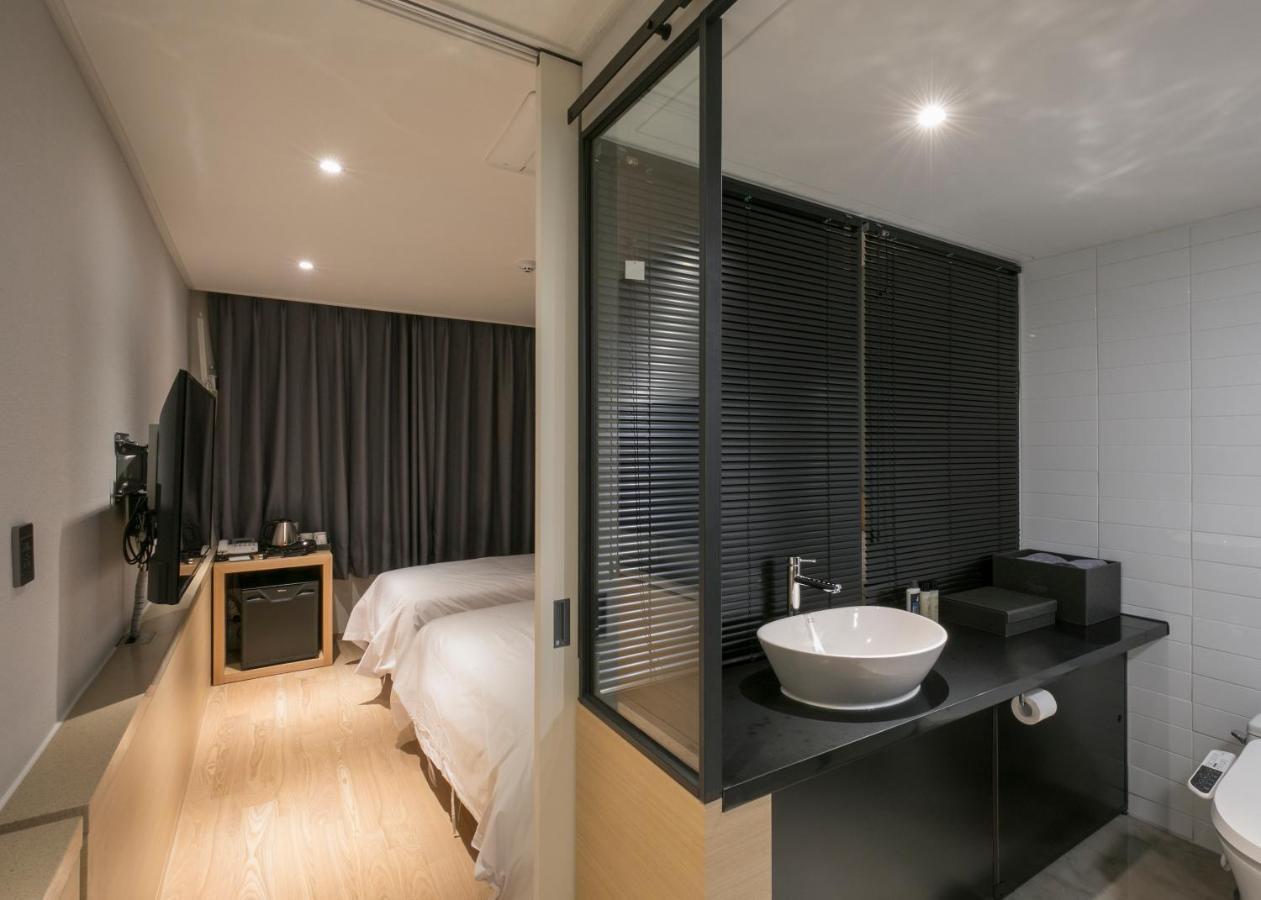 Hotel Wolmido Инчон Екстериор снимка